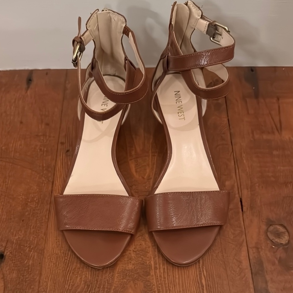 Nine West Brown Leather Wedge Sandals with Ankle Straps Women’s Size 7